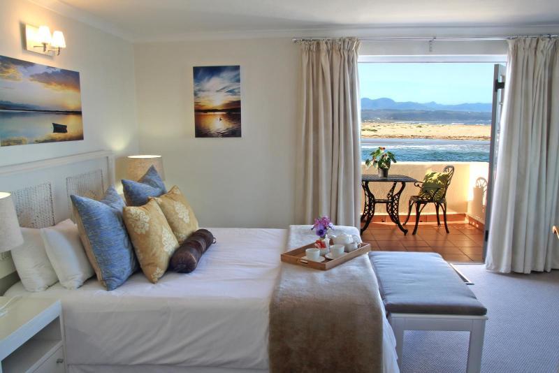 Milkwood Manor On Sea Bed and Breakfast Plettenberg Bay Exterior foto